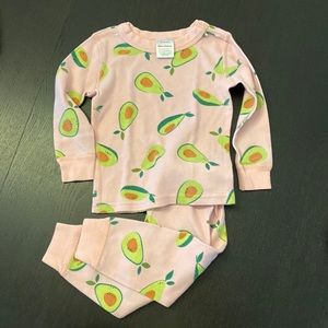 Hanna Andersson 2T long sleeve pajamas. Good used condition.